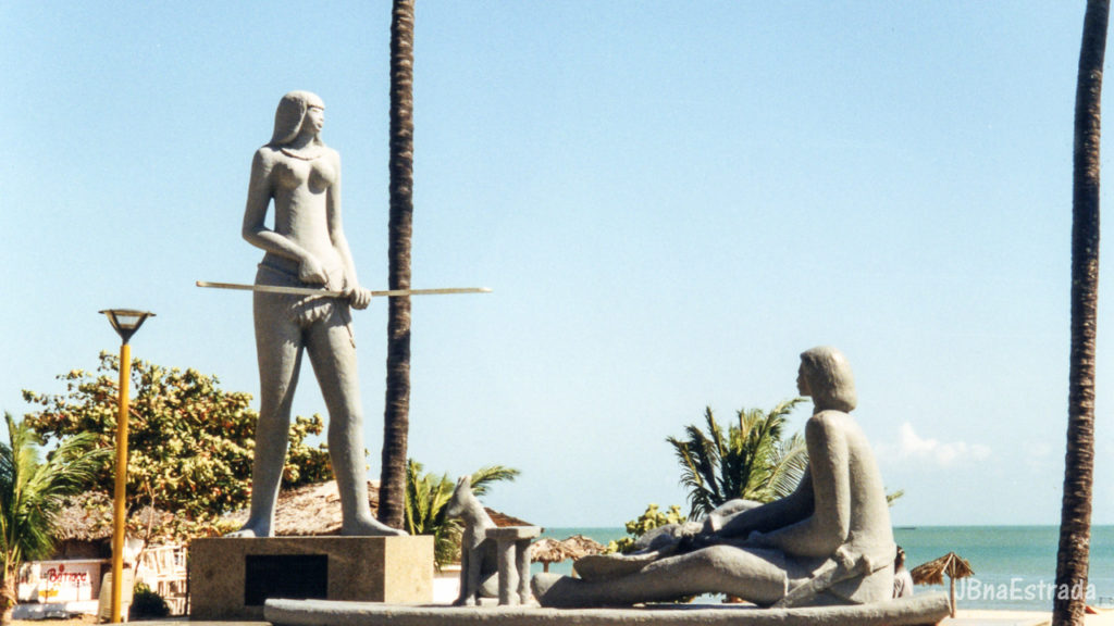 Brasil - Ceara - Fortaleza - Praia de Mucuripe - Monumento a Iracema