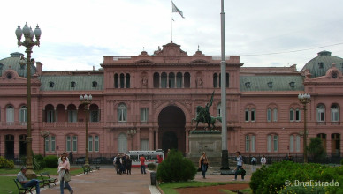 Argentina - Buenos Aires - Plaza de Mayo - Casa Rosada