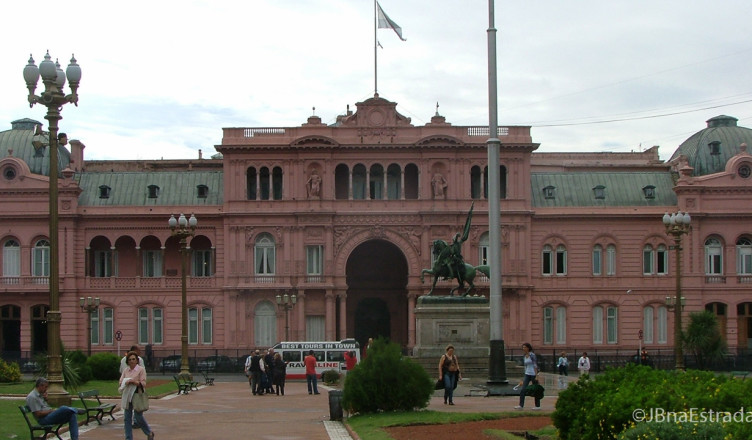 Argentina - Buenos Aires - Plaza de Mayo - Casa Rosada