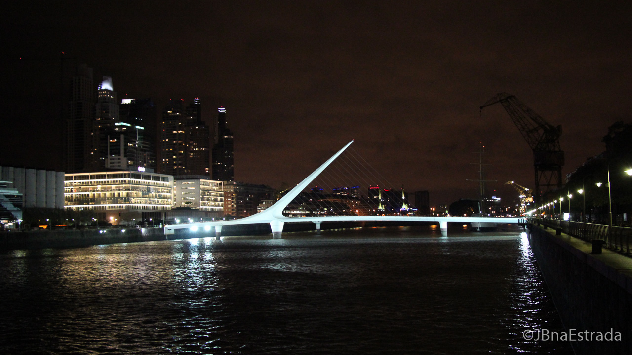 Argentina - Buenos Aires - Puerto Madero - Ponte da Mulher