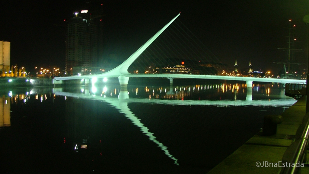 Argentina - Buenos Aires - Puerto Madero - Ponte da Mulher