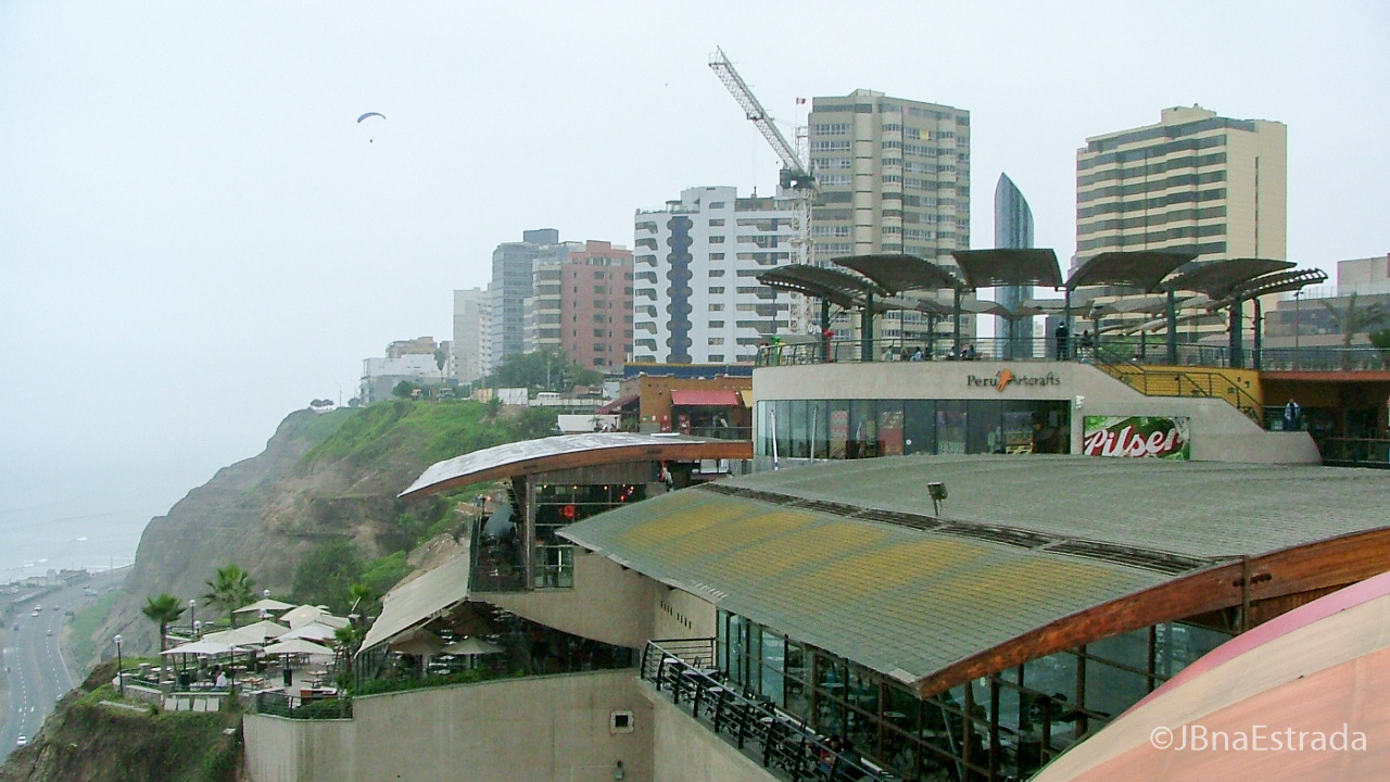 Peru - Lima - Larco Mar