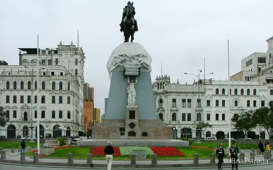 Peru - Lima - Plaza San Martin