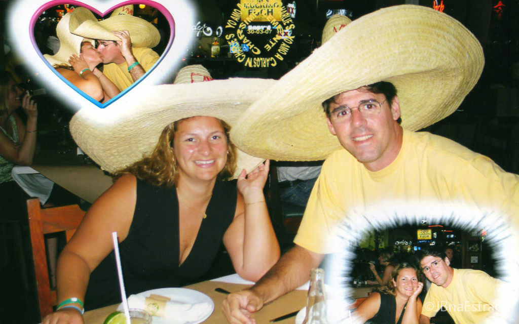 Mexico - Cancun - Carlosn Charlies