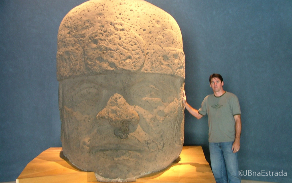 Mexico - Cidade do Mexico - Bosque de Chapultepec - Museo Nacional de Antropologia - Sala de las Culturas del Golfo