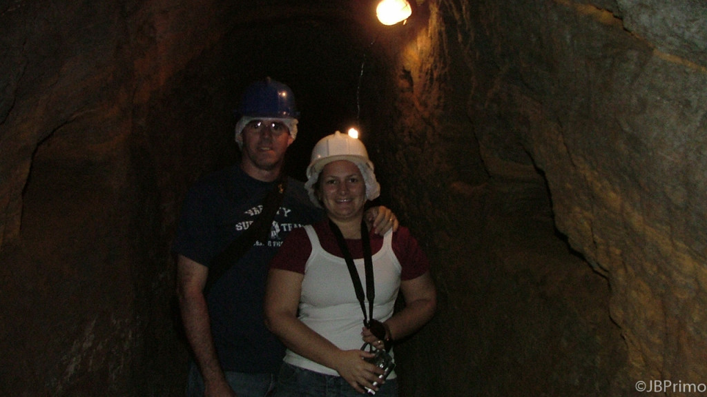 Brasil - Minas Gerais - Ouro Preto - Antiga Mina de Ouro