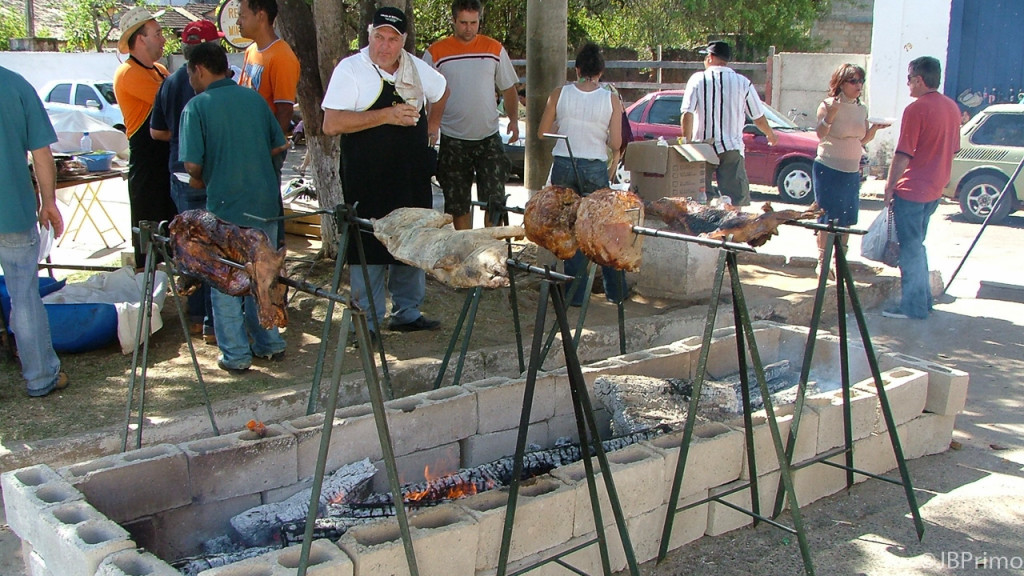 Brasil - Minas Gerais - Tiradentes - Leitao Assado dos Malas