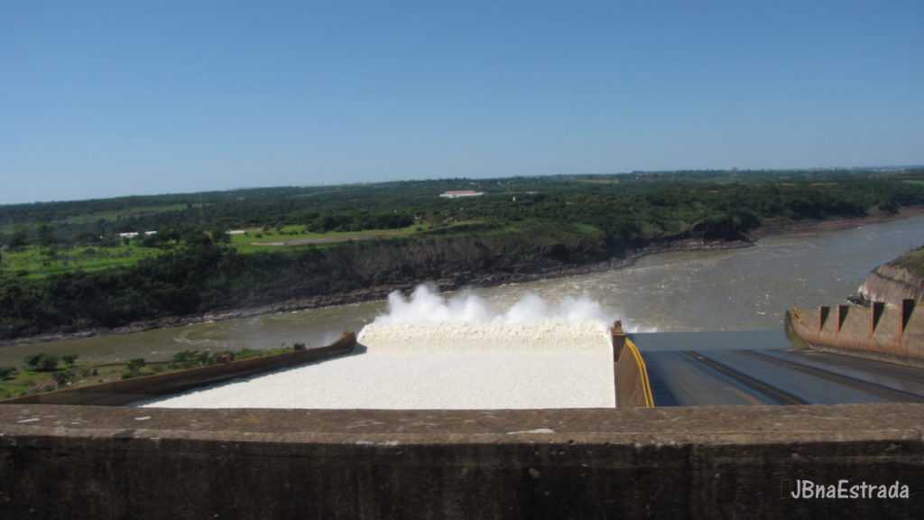 Brasil - Parana - Foz do Iguacu - Itaipu Binacional - Vertedouro