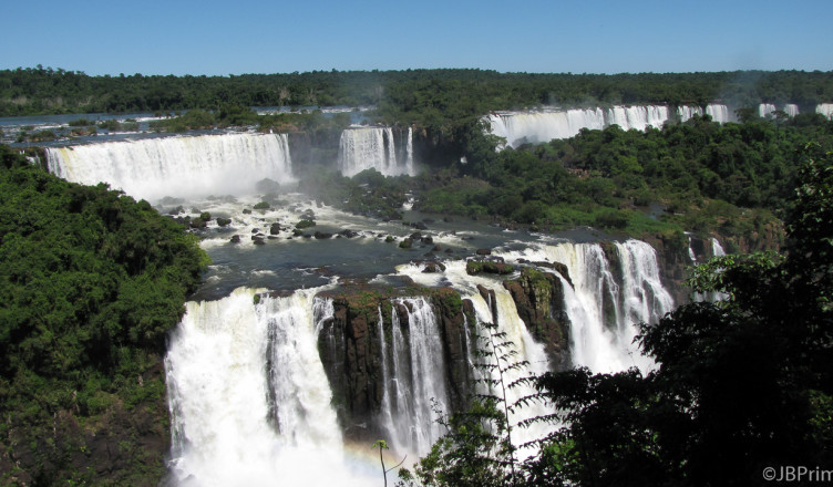 Brasil - Parana - Foz do Iguacu - PN do Iguacu - Cataratas do Iguacu - Vista Lado Argentino