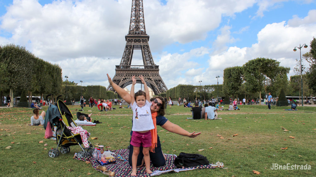 Franca - Paris - Champ de Mars - Torre Eiffel