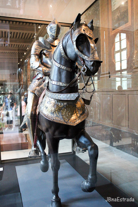 Franca - Paris - Les Invalides - Musee de IArmee - Departamento Armas e Armaduras Antigas