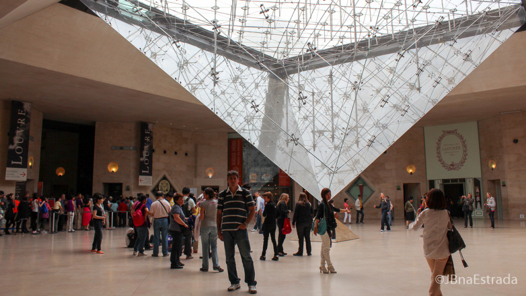 Franca - Paris - Museu do Louvre