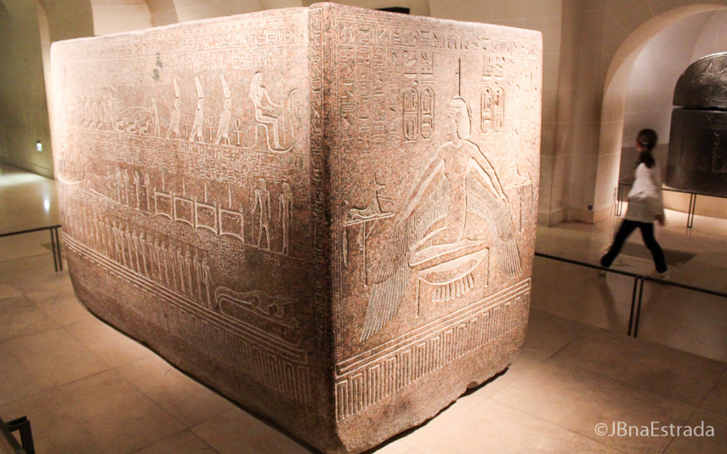 Franca - Paris - Museu do Louvre - Antiguidades Egipcias - Sarcofago de Osiris