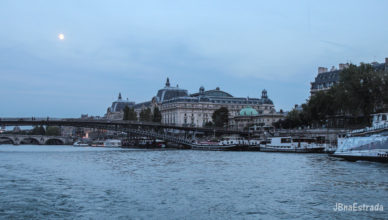 Franca - Paris - Passeio de Batobus pelo Rio Sena
