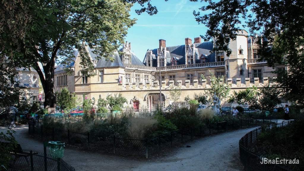 Franca - Paris - Sorbonne