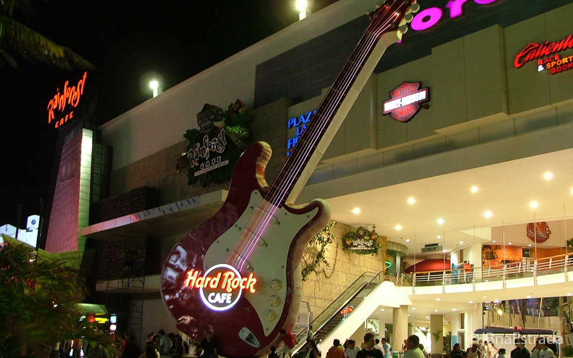 Mexico - Cancun - Hard Rock Cafe