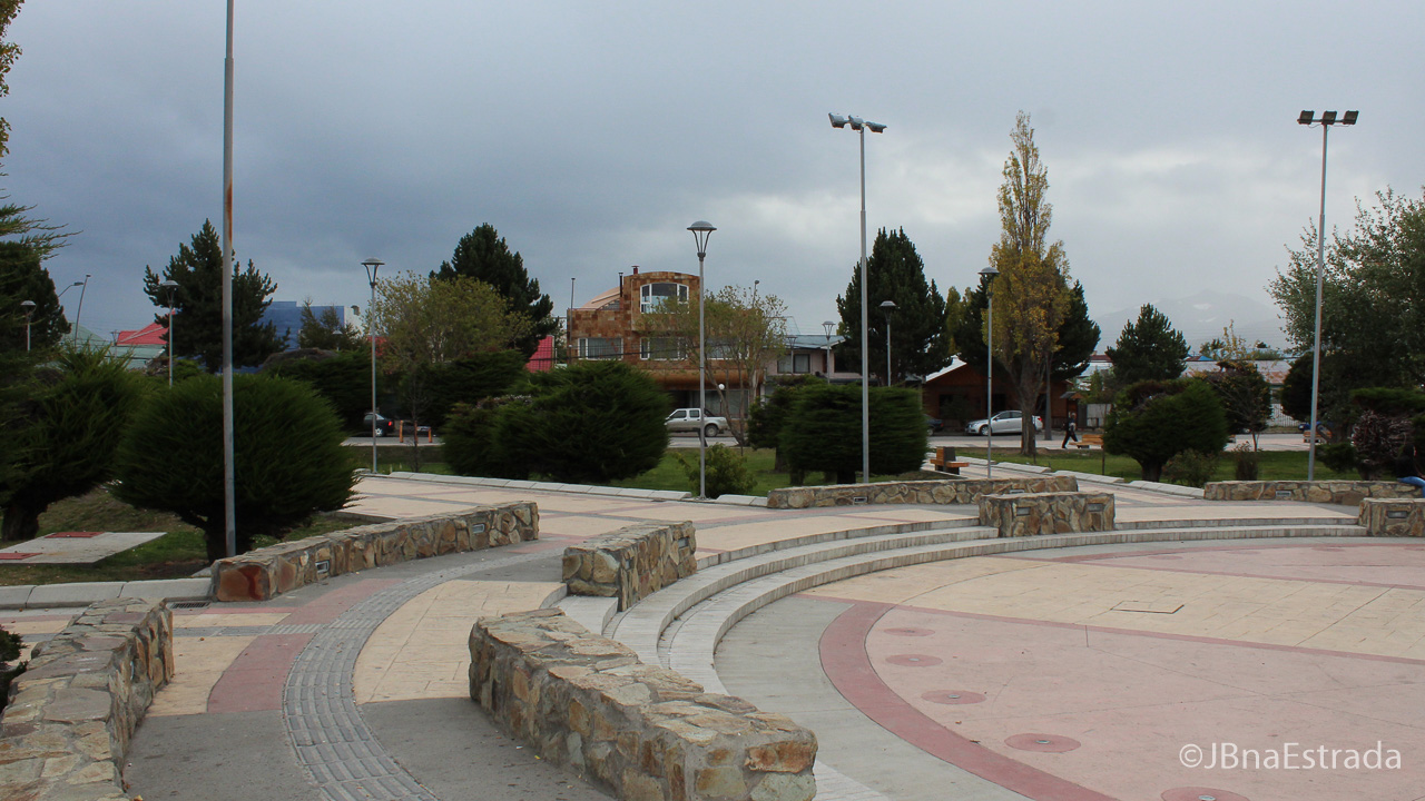 Chile - Puerto Natales - Plaza de Armas