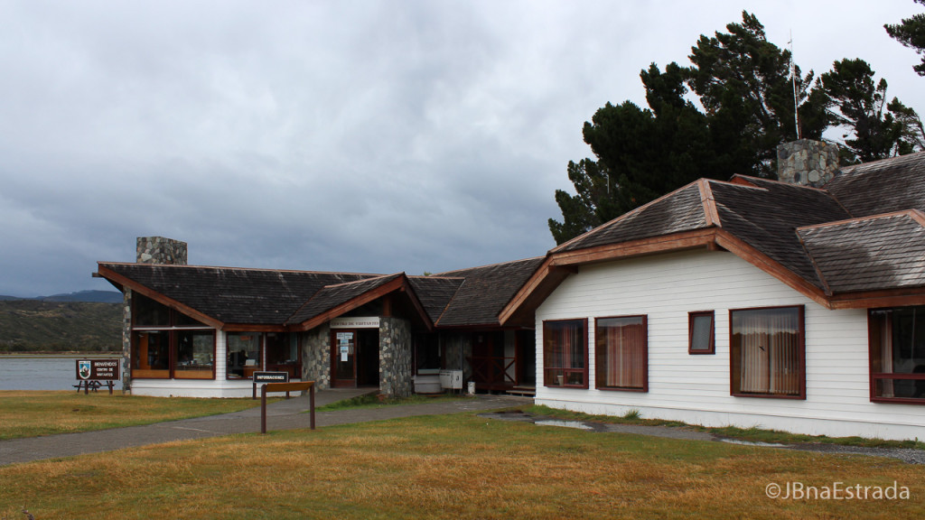 Chile - Torres del Paine - Administracao CONAF