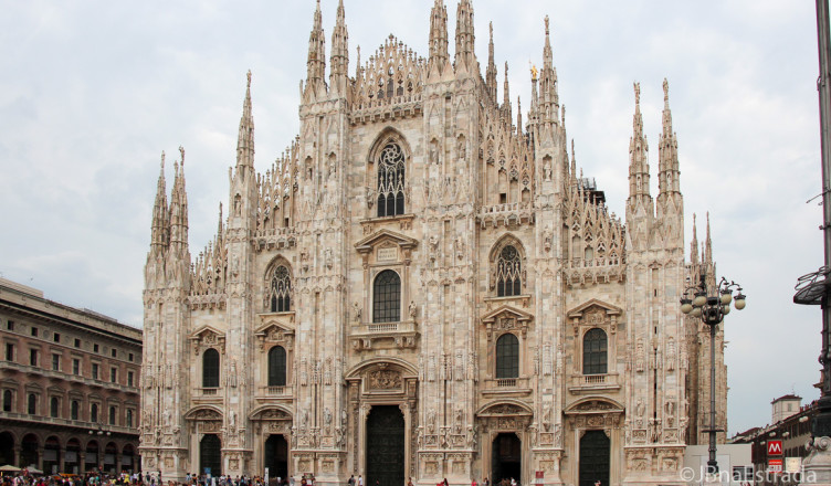 Italia - Milao - Piazza del Duomo de Milão