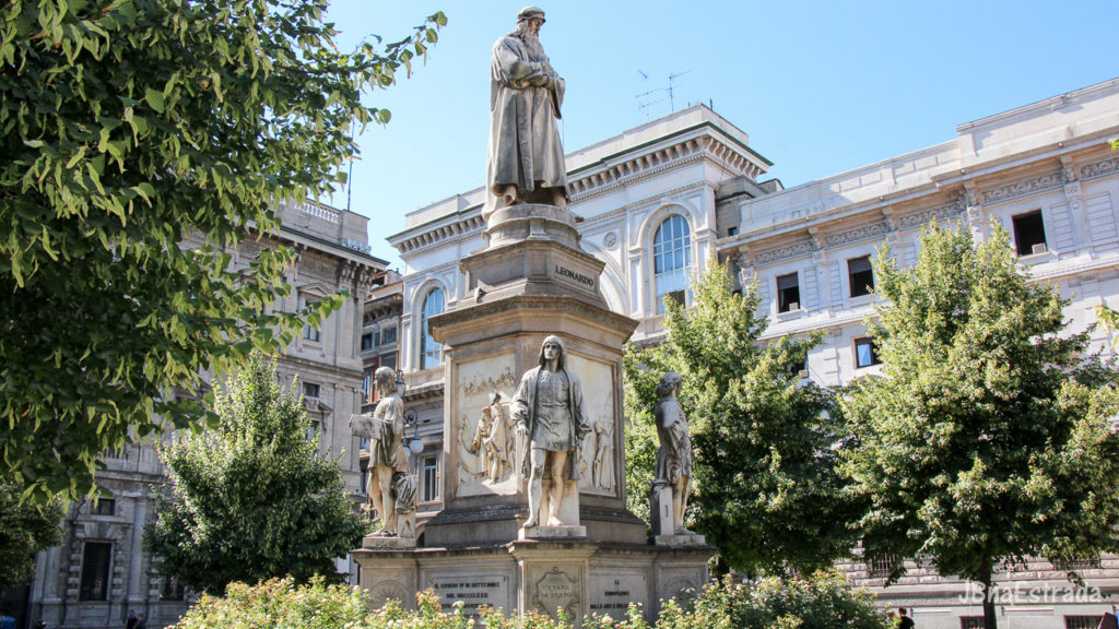 Italia - Milao - Piazza Scala