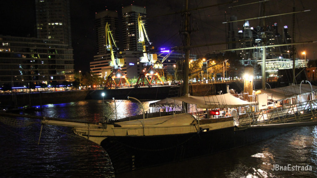 Argentina - Buenos Aires - Puerto Madero - Fragata Presidente Sarmiento