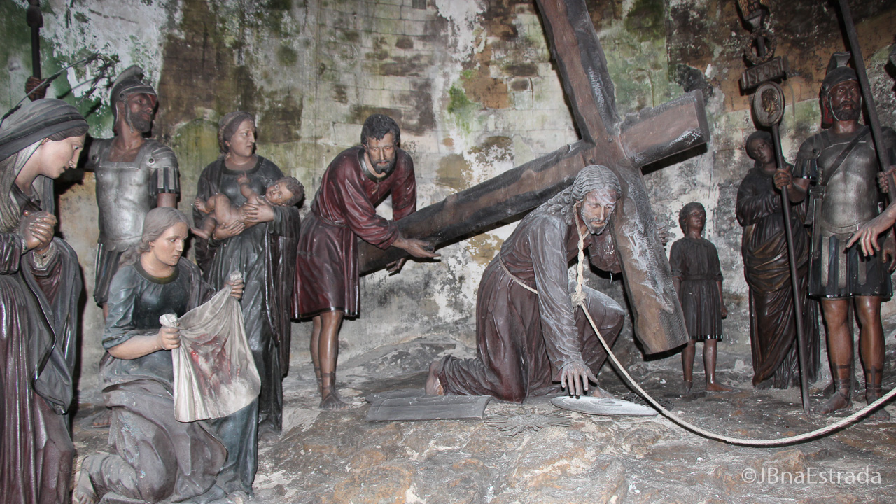 Portugal - Braga - Santuario do Bom Jesus do Monte - Via Sacra