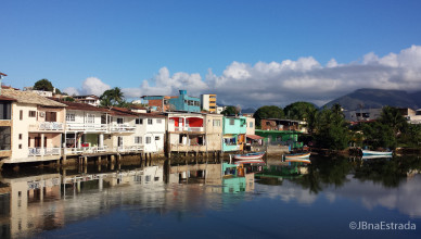 Brasil - Espirito Santo - Guarapari - Perocao (Os Passos de Anchieta)