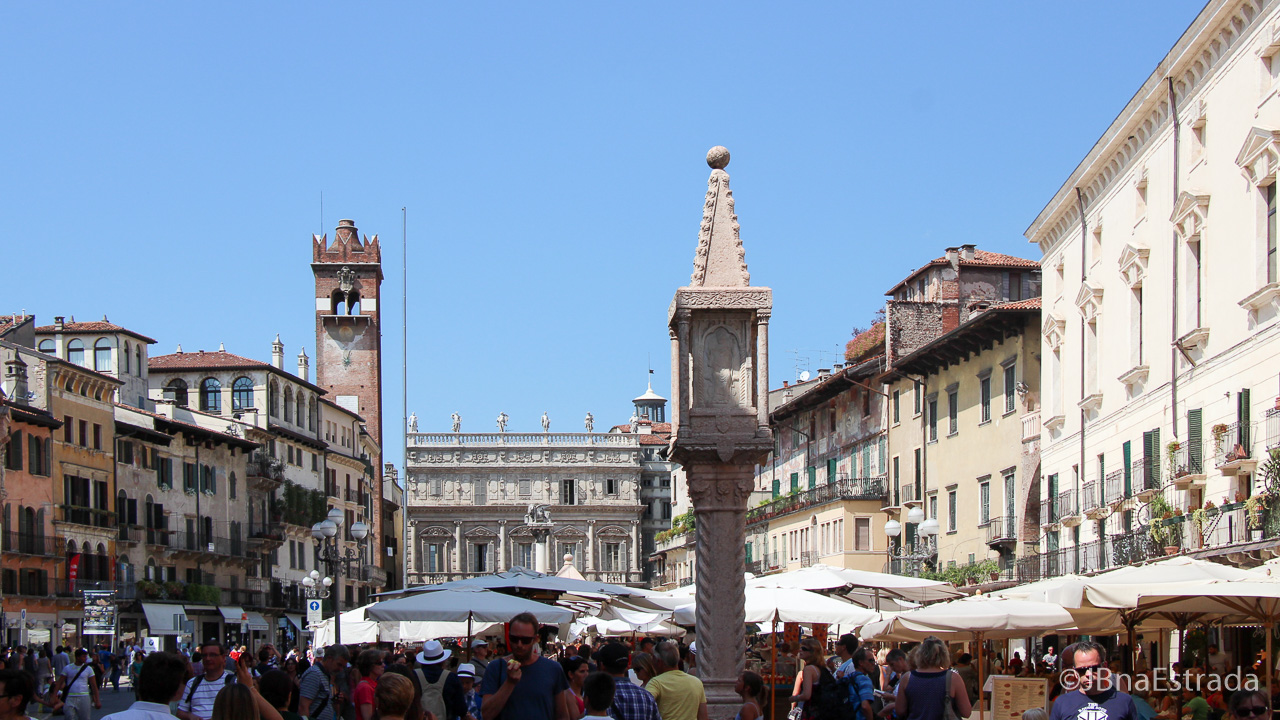 Italia - Verona - Piazza Erbe