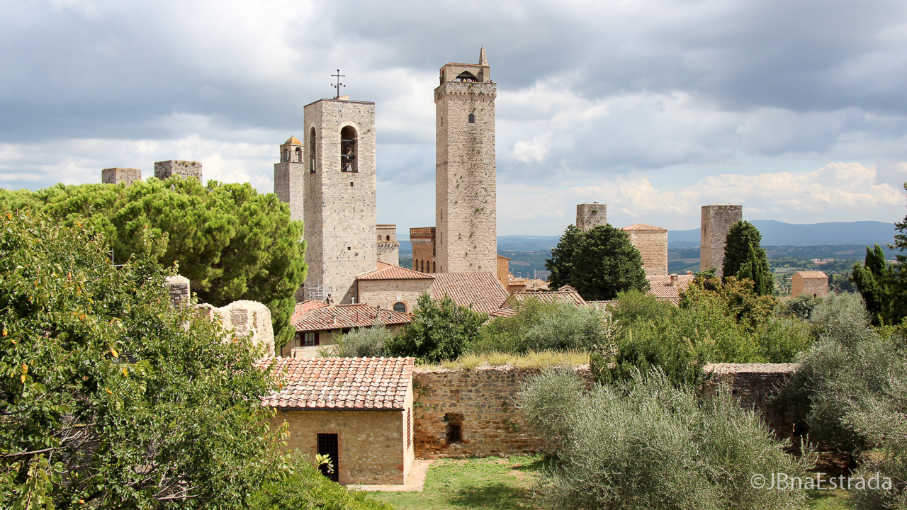 Italia - San Gimignano - Rocca di Montestaffoli (Manhattan da Toscana)