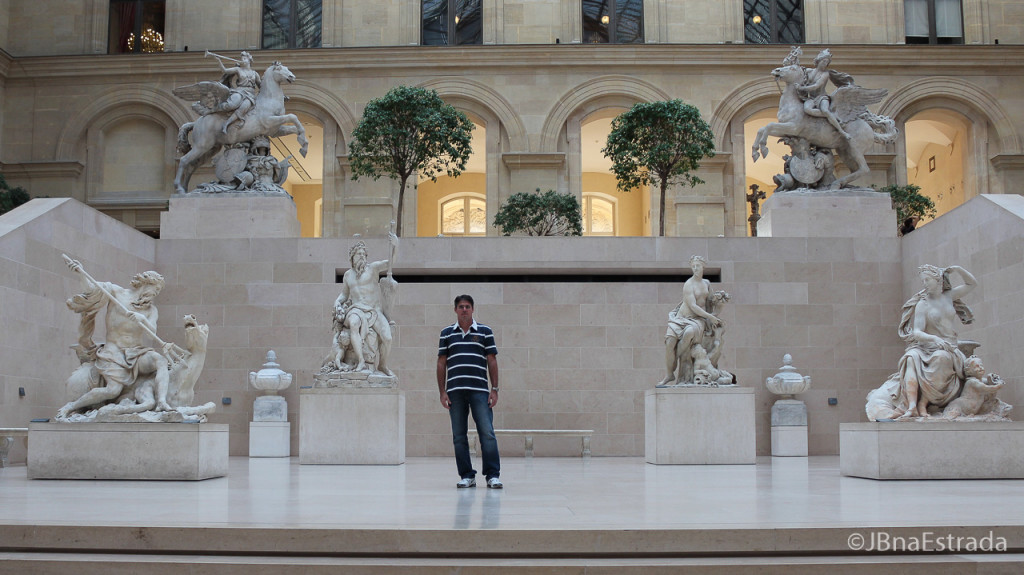 Franca - Paris - Museu do Louvre - Esculturas Francesas