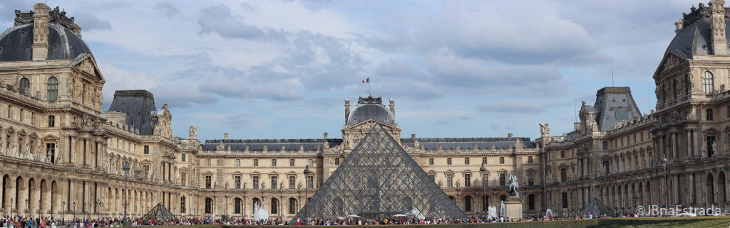 Franca - Paris - Museu do Louvre