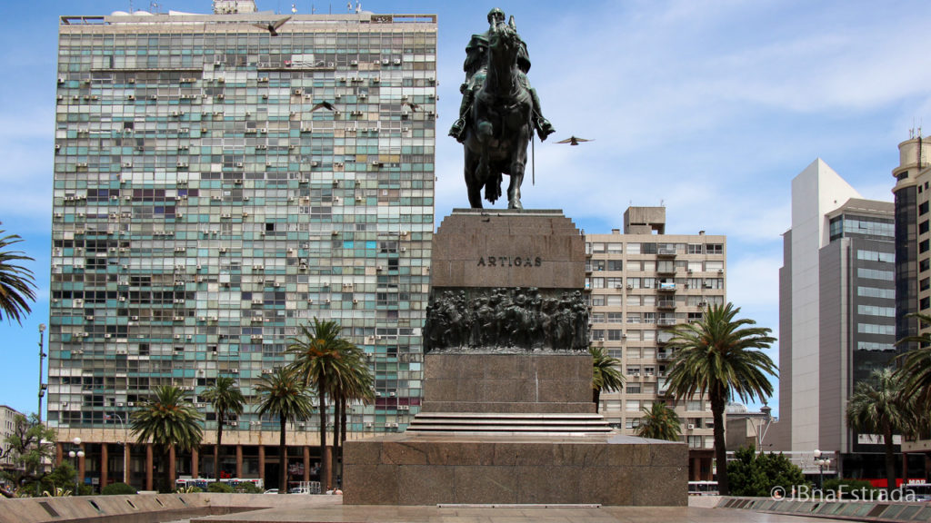 Uruguai - Montevideu - Plaza Independencia