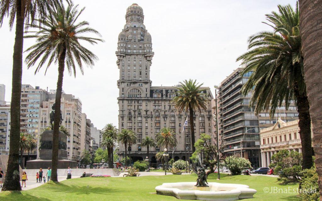 Uruguai - Montevideu - Plaza Independencia - Palacio Salvo
