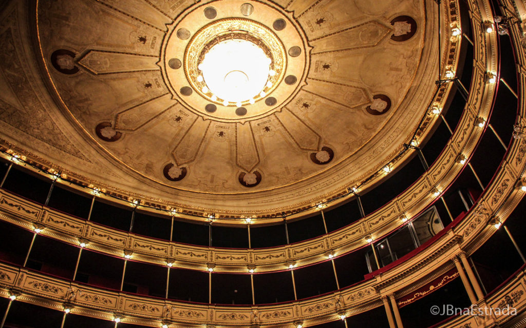 Uruguai - Montevideu - Teatro Solis