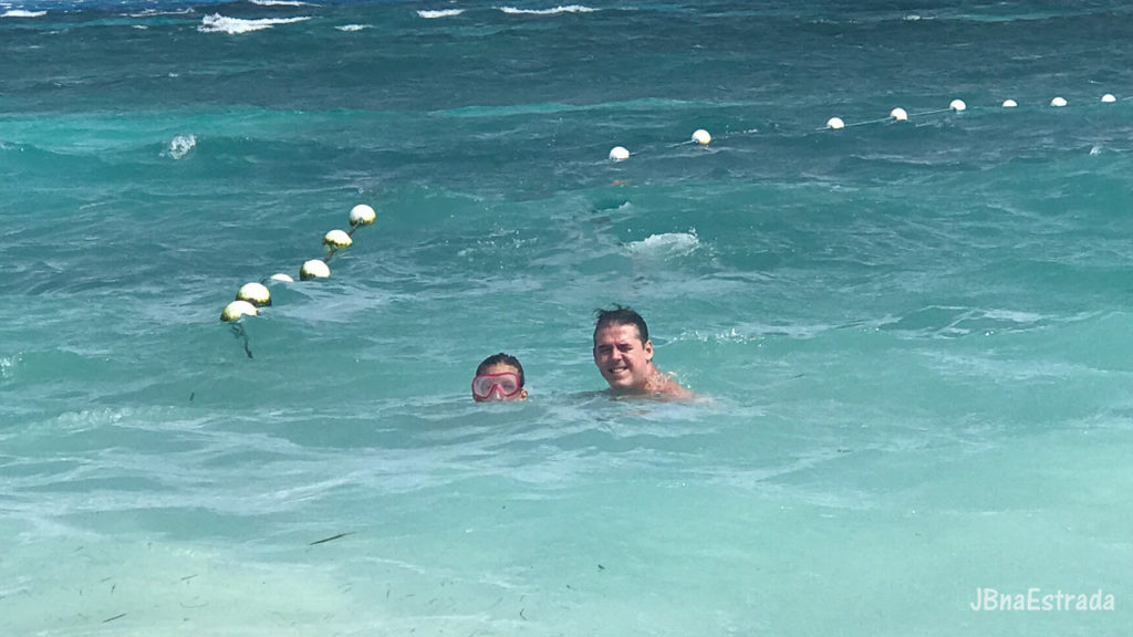 Colombia - San Andres - Playa Sprat Bight