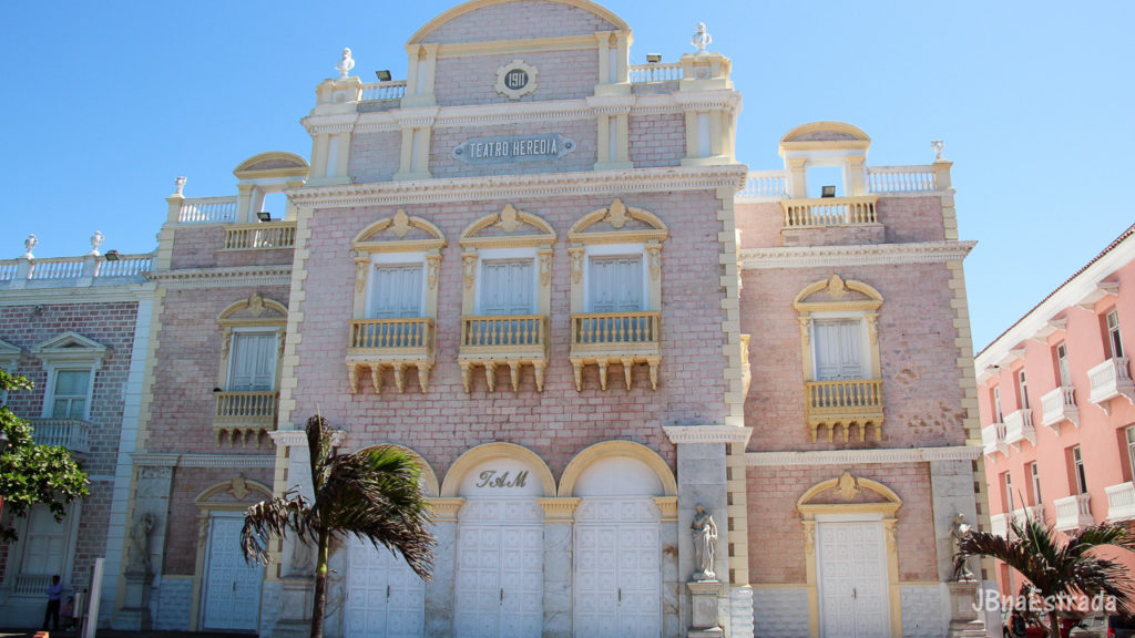 Colombia - Cartagena - Teatro Adolfo Mejia