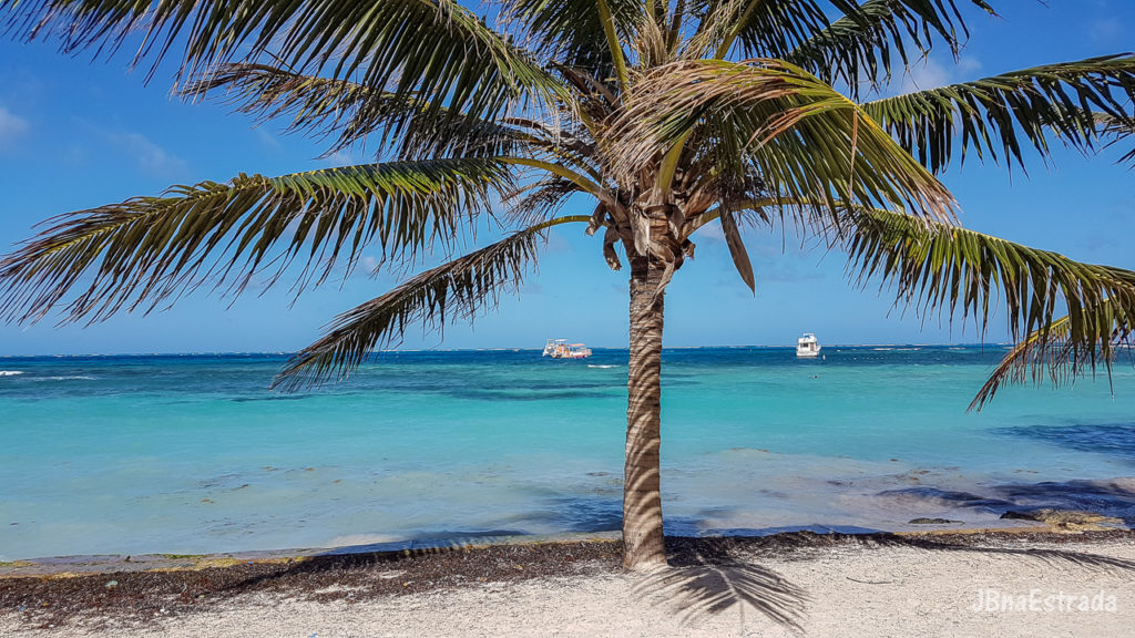 Colombia - San Andres - Playa Sprat Bight