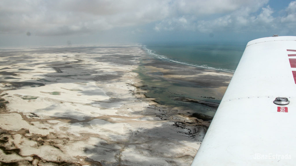 Brasil - Maranhao - Barreirinhas - Sobrevoo Lencois Maranhenses