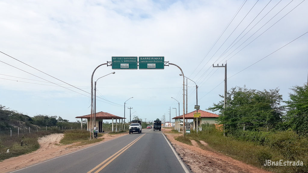 Brasil - Maranhao - Estrada para Barreirinhas