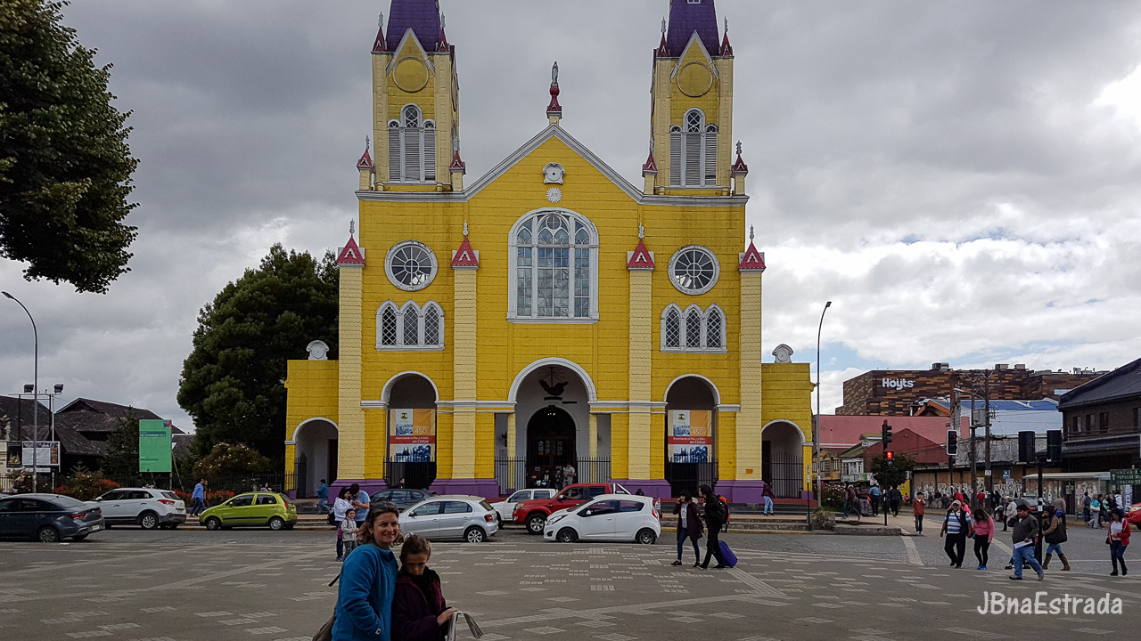 Chile - Isla Grande de Chiloe - Castro - Plaza de Armas - Iglesia de San Francisco