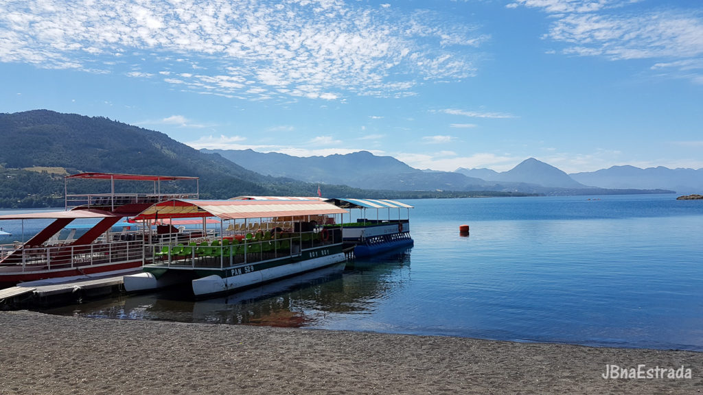 Chile - Lican Ray - Lago Calafquen - Playa Chica