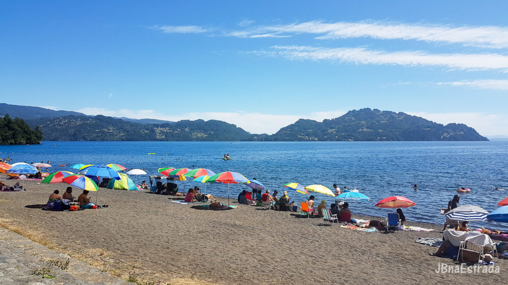Chile - Lican Ray - Lago Calafquen - Playa Grande