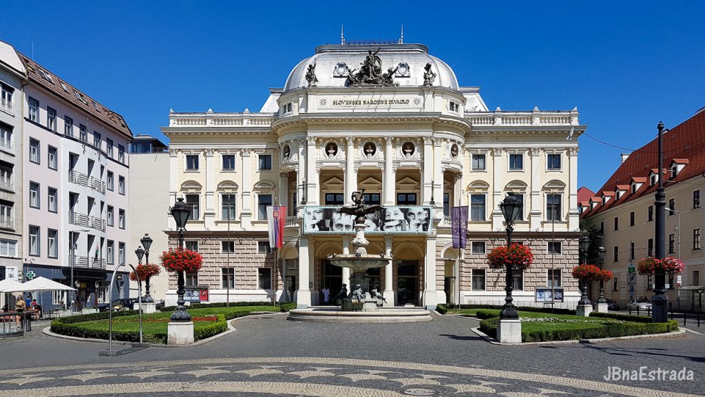 Eslovaquia - Bratislava - Slovak National Theatre