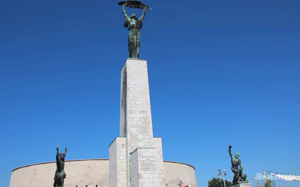 Hungria - Budapeste - Citadella - Estatua da Liberdade