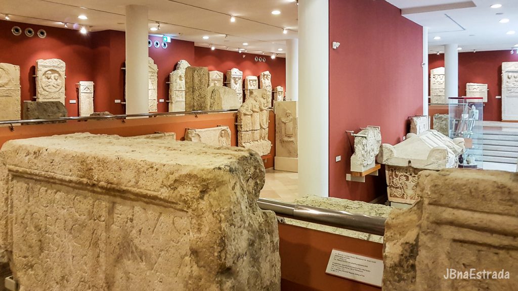 Hungria - Budapeste - Museu Nacional Hungaro