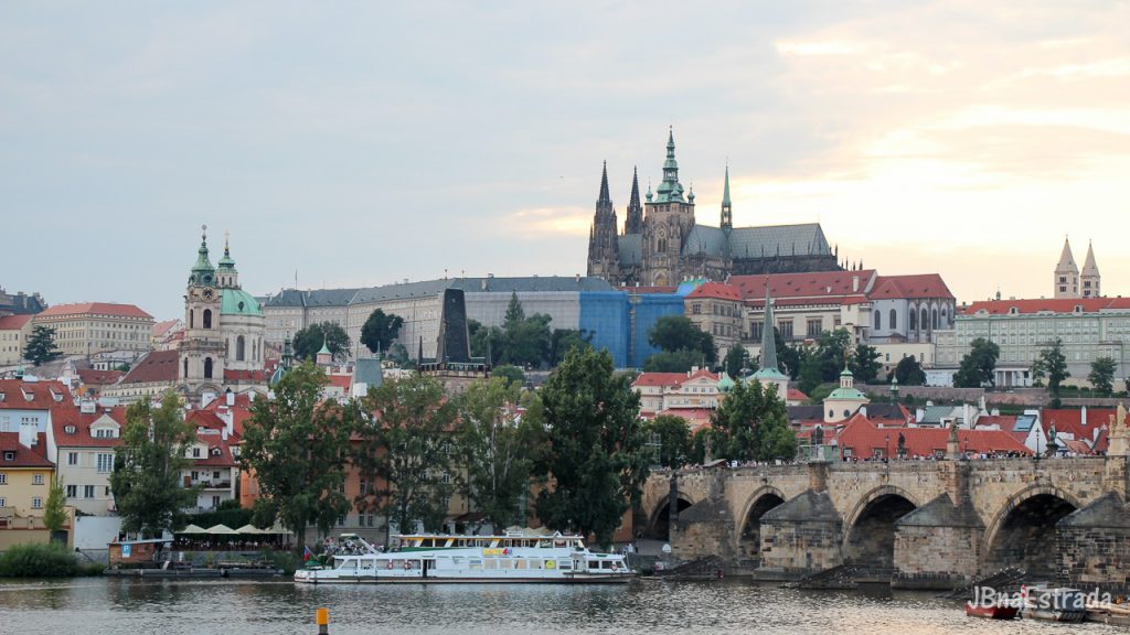 Republica Tcheca - Praga - Rio Moldava