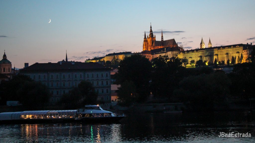 Republica Tcheca - Praga - Rio Moldava
