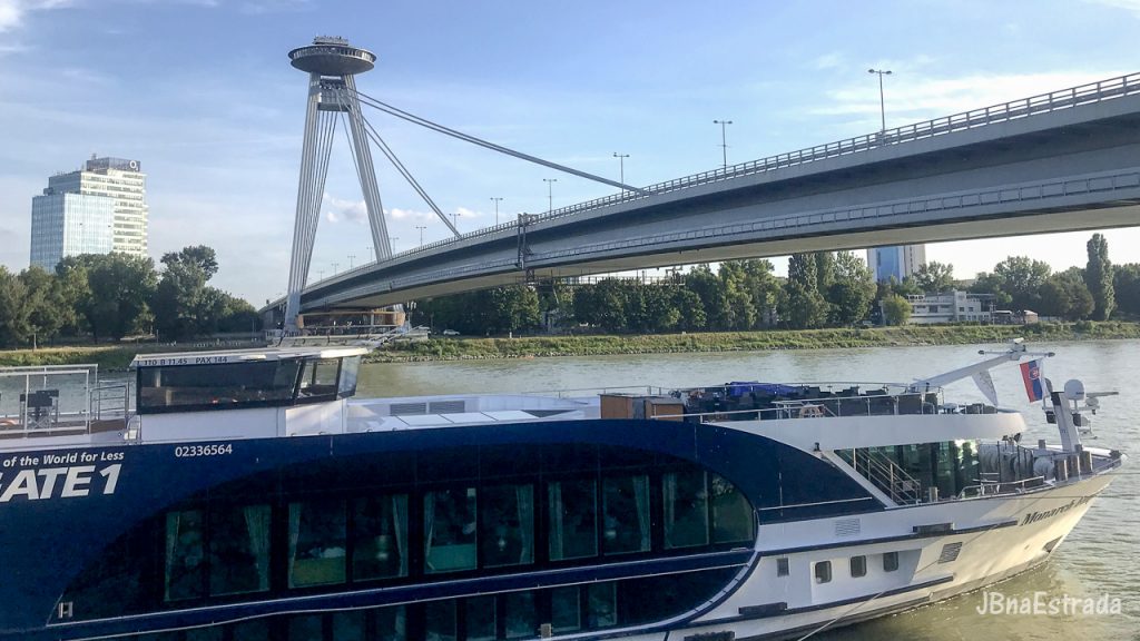 Eslovaquia - Bratislava - Ponte SNP e UFO