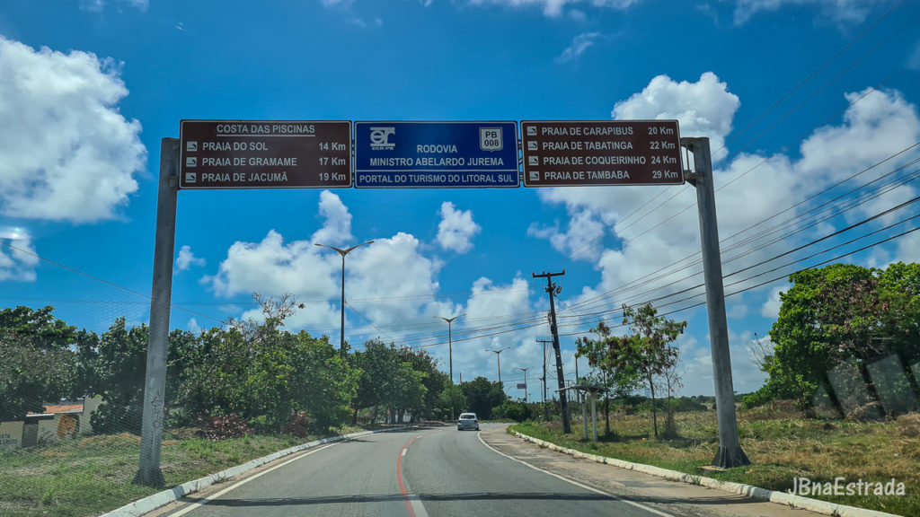 Brasil - Paraiba - Estrada da Costa de Conde