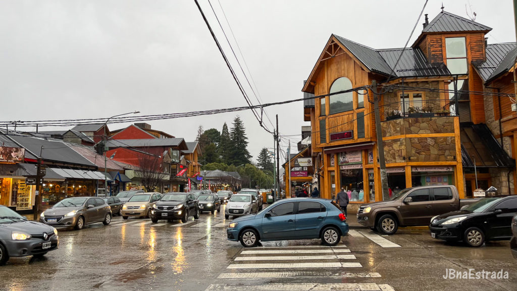 Argentina - San Martin de los Andes - Avenida San Martin